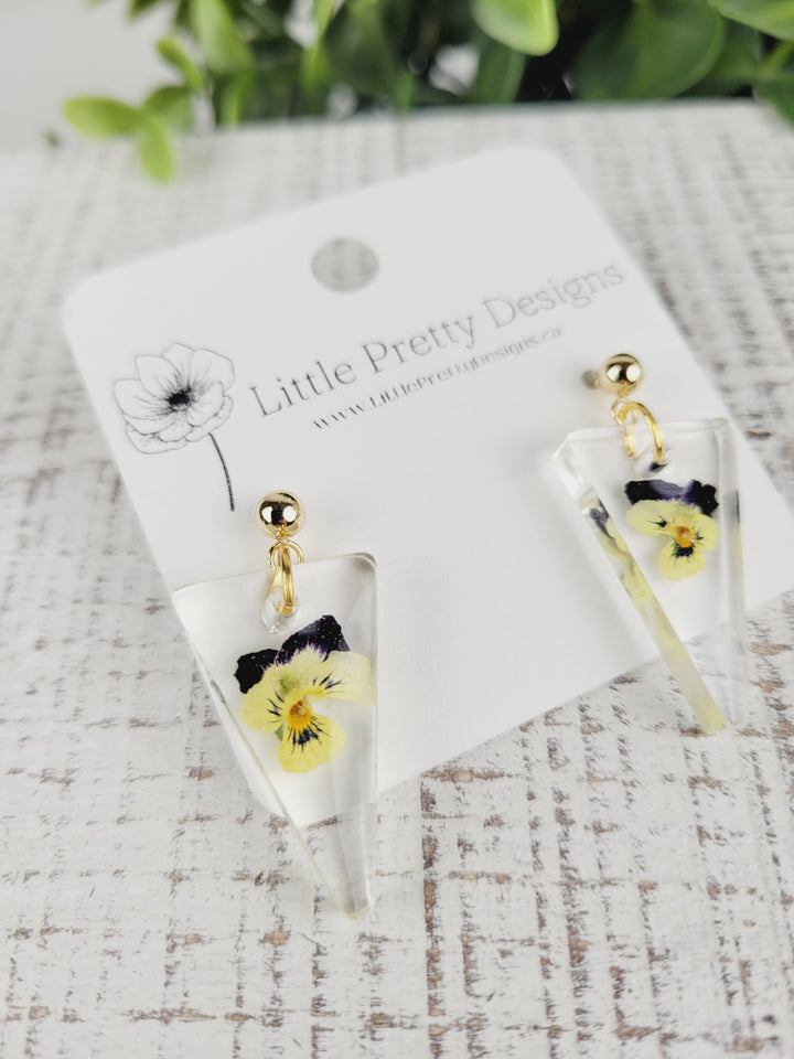 Little Pretty Designs, Pressed Flower Earrings