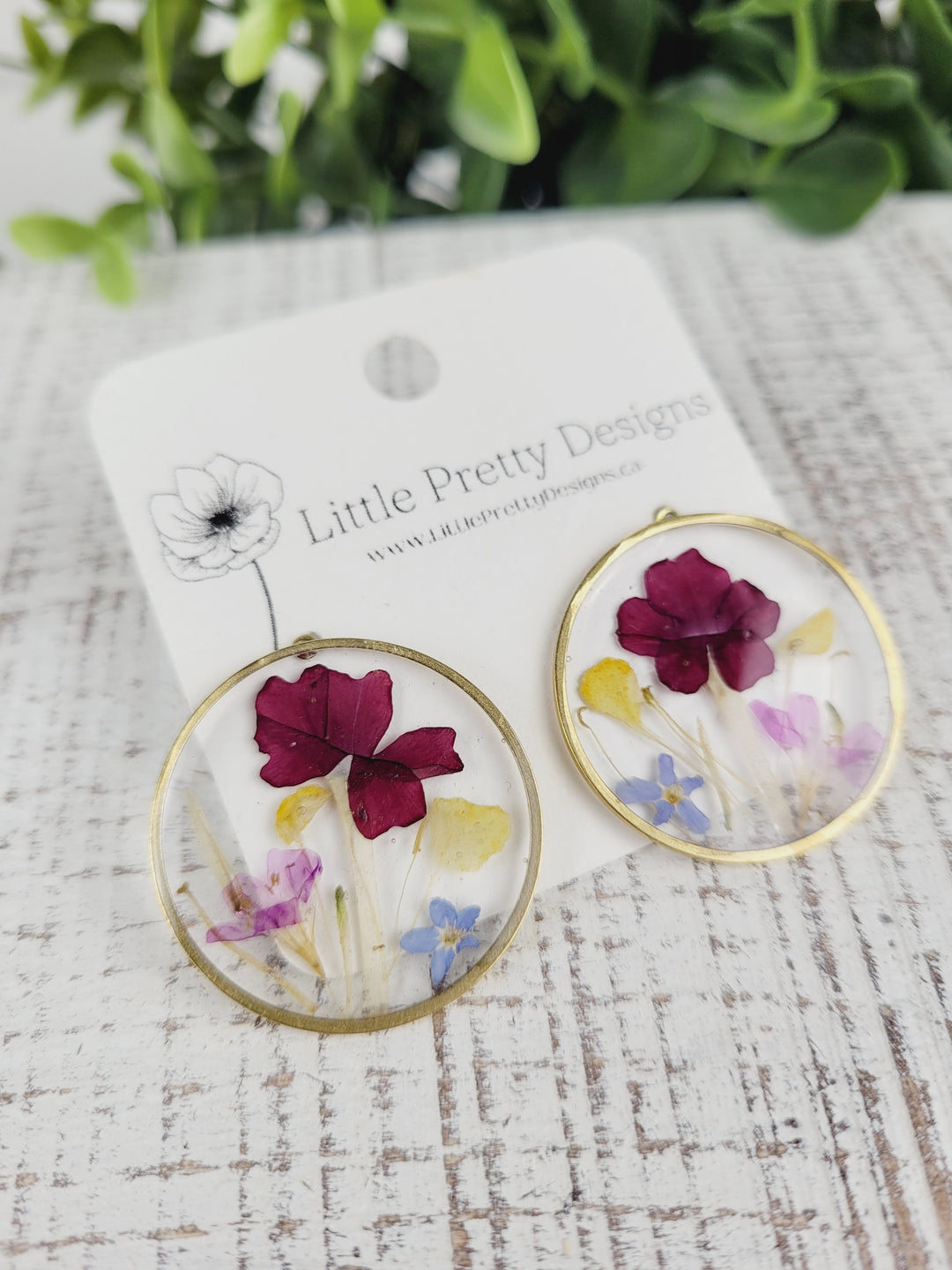 Little Pretty Designs, Pressed Flower Earrings