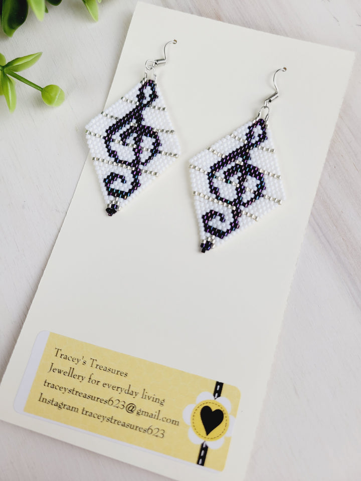 Tracey's Treasures, Large Dangle Beaded Earrings