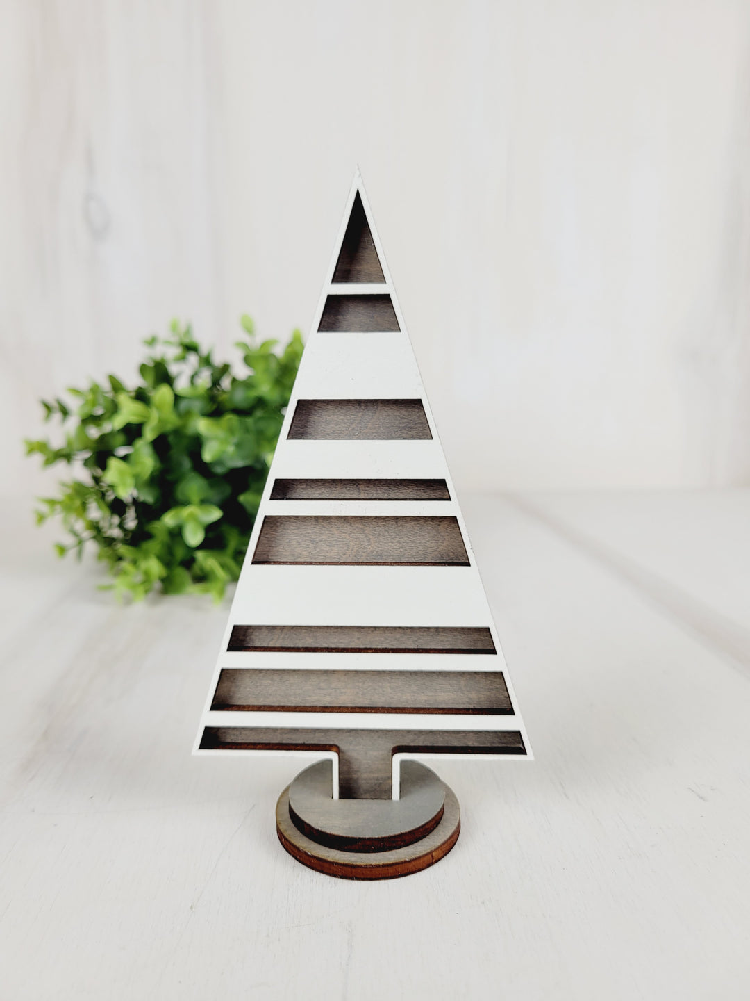 Rough Cut Dezigns, Wooden Christmas Trees