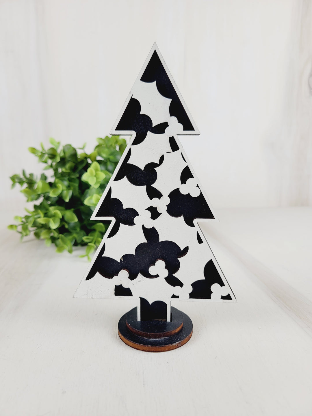 Rough Cut Dezigns, Wooden Christmas Trees