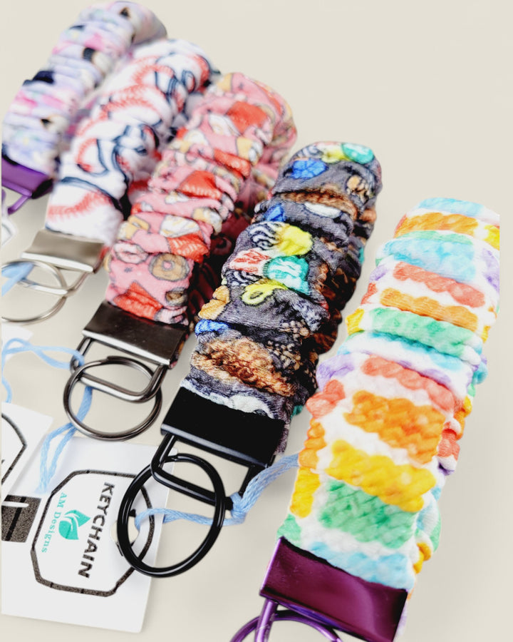 AM Designs, Keychain Scrunchie Fob