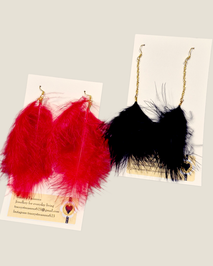 Tracey's Treasures, Feather Dangle Earrings