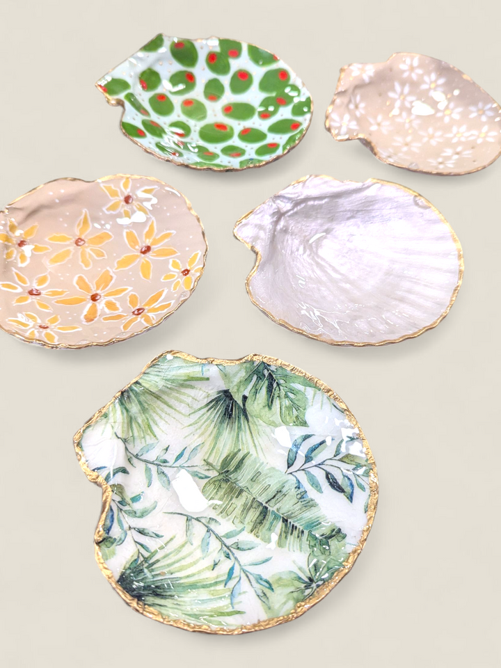 Kristi Scott Art, Painted Sea Shell Dishes
