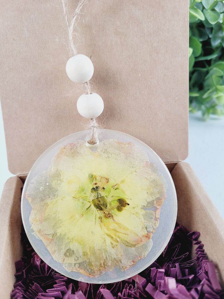 Little Pretty Designs, Floral Suncatchers